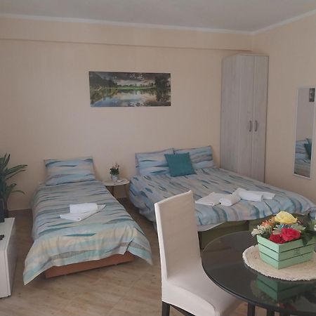 Apartments M&T Тиват Экстерьер фото