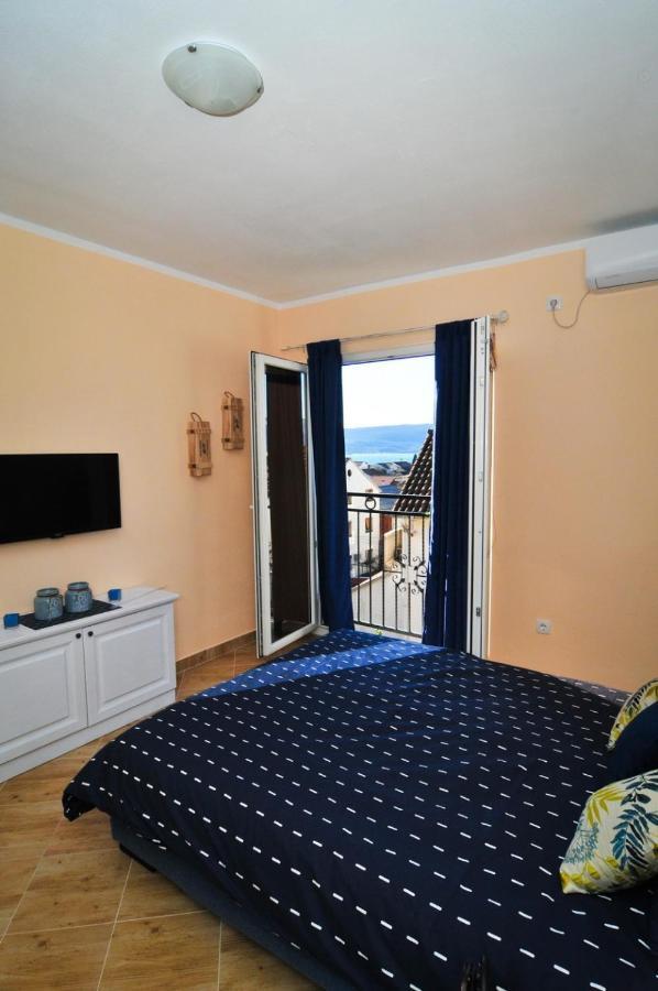 Apartments M&T Тиват Экстерьер фото